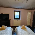 Holiday home La Casa Gialla Rosazza, Biella Rossaza