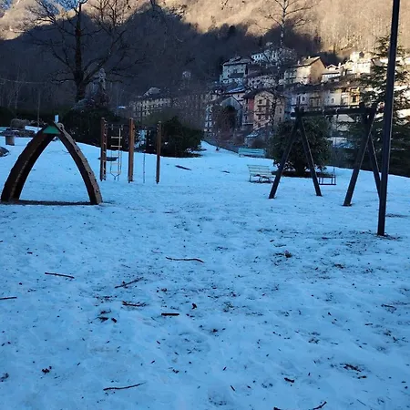 La Casa Gialla, Rosazza, Biella * Rossaza