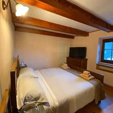 La Casa Gialla, Rosazza, Valle Cervo *
