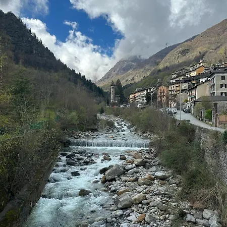 La Casa Gialla, Rosazza, Valle Cervo *