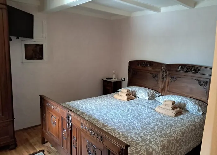 La Casa Gialla Rosazza, Biella *
