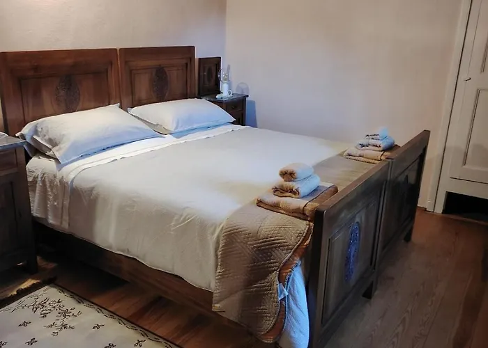 La Casa Gialla Rosazza, Biella * Rossaza